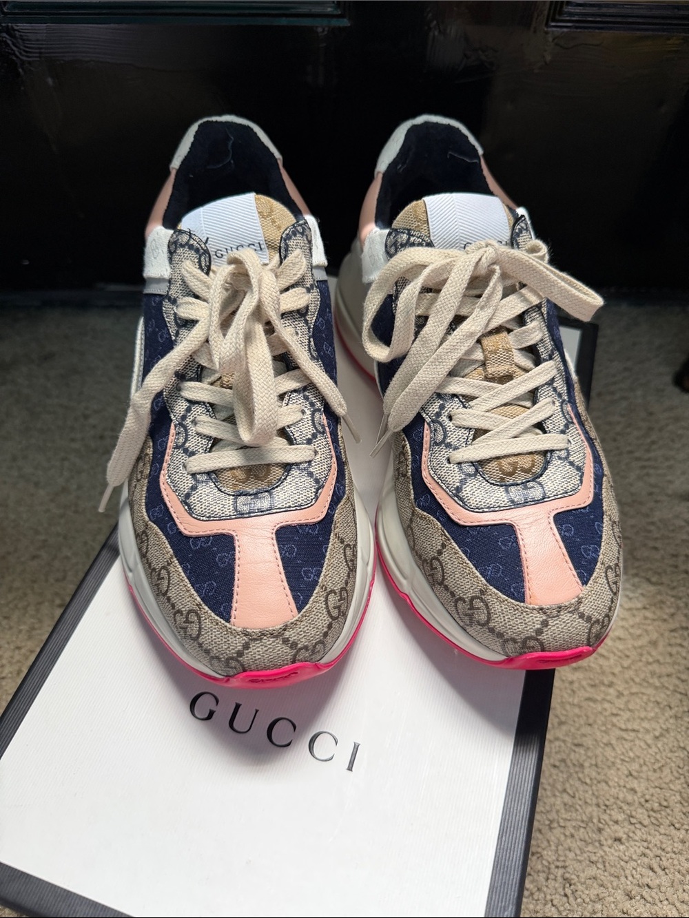 Gucci Beige Navy Pink Logo Runner Sneakers
